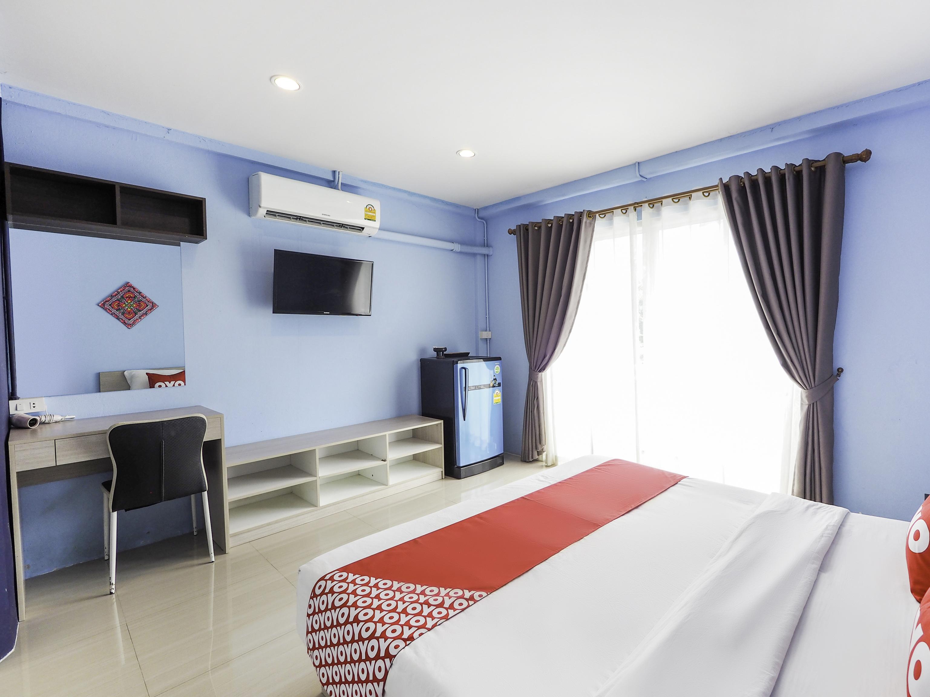 Oyo 983 The Private Hotel Чиангмай Экстерьер фото