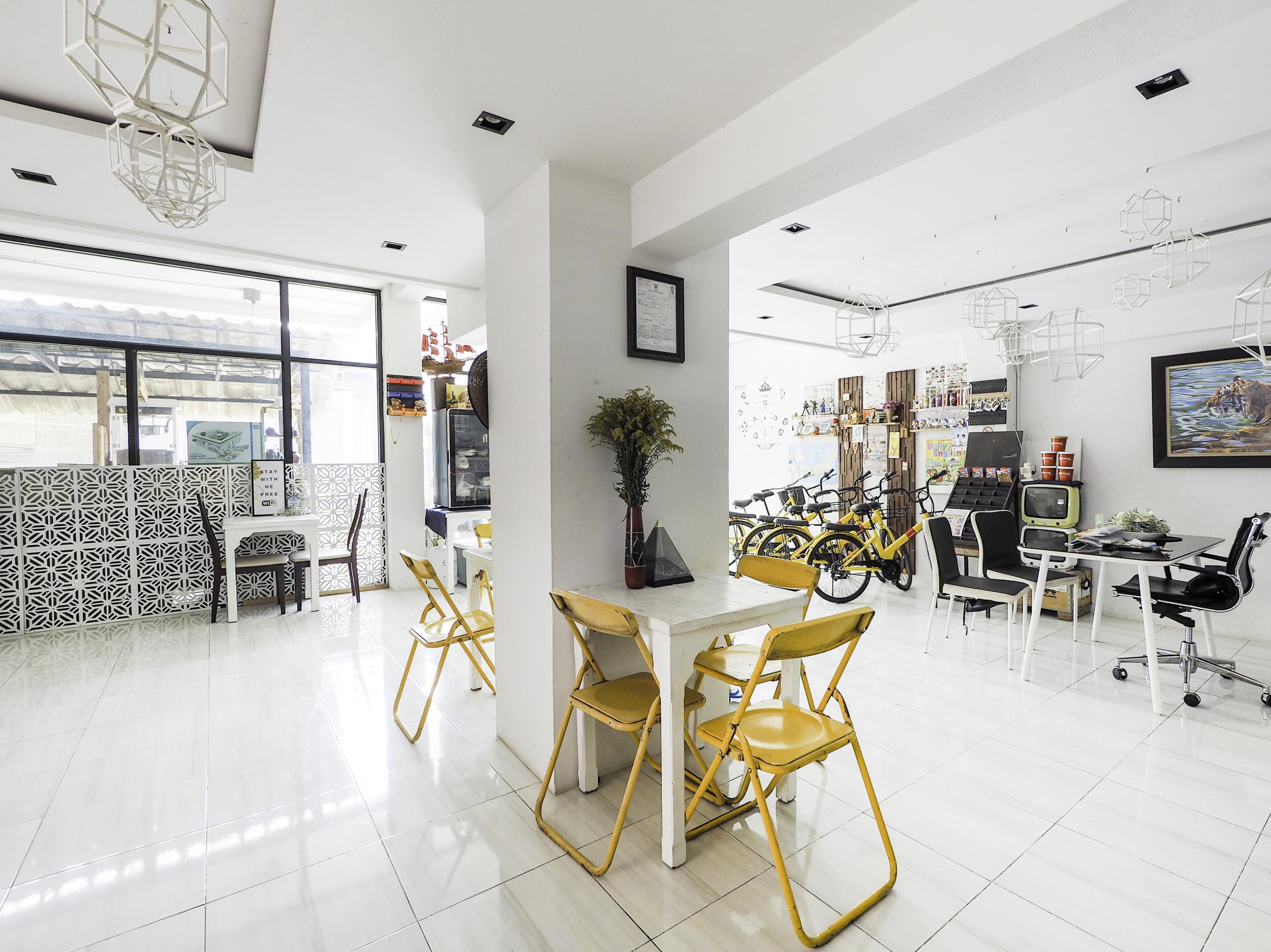 Oyo 983 The Private Hotel Чиангмай Экстерьер фото