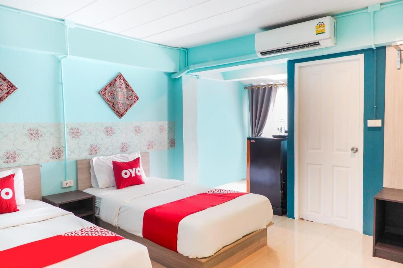 Oyo 983 The Private Hotel Чиангмай Экстерьер фото