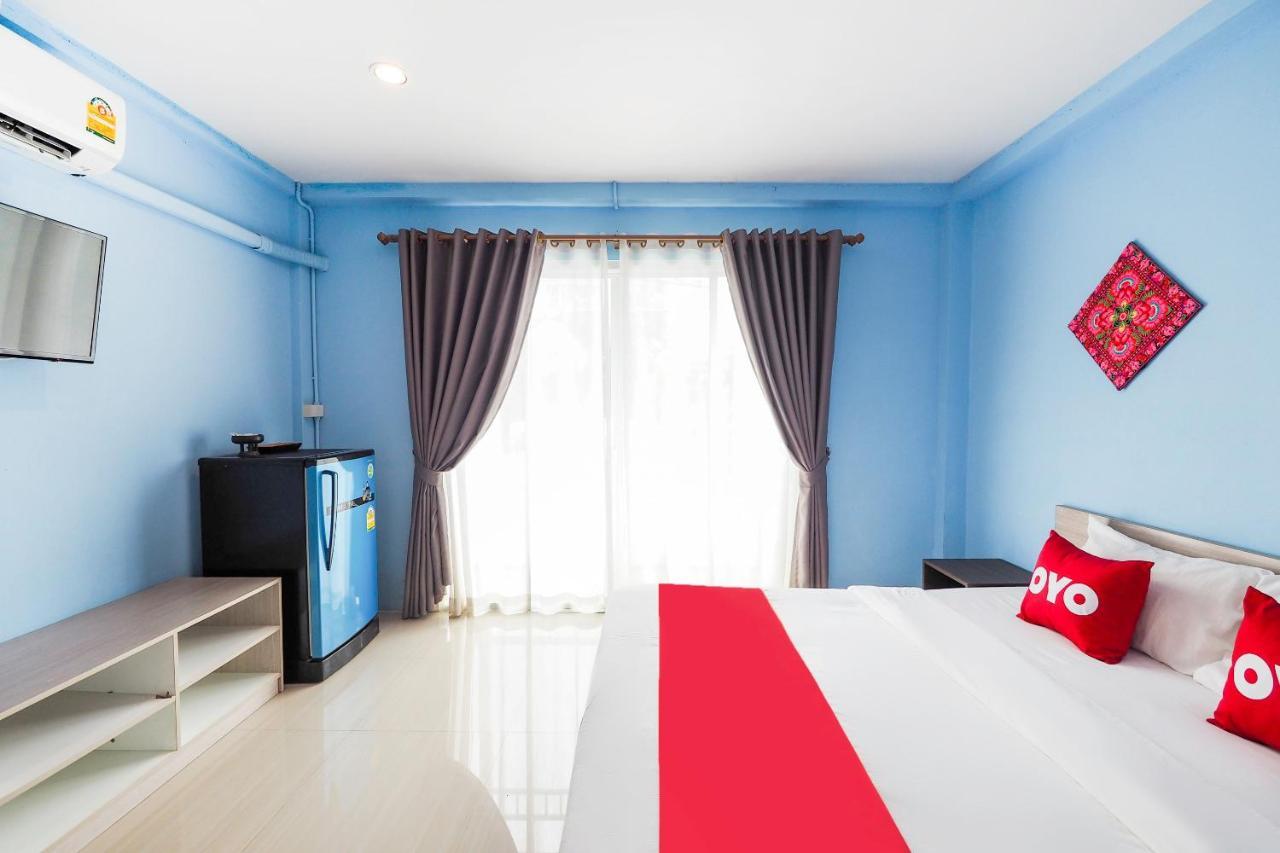 Oyo 983 The Private Hotel Чиангмай Экстерьер фото